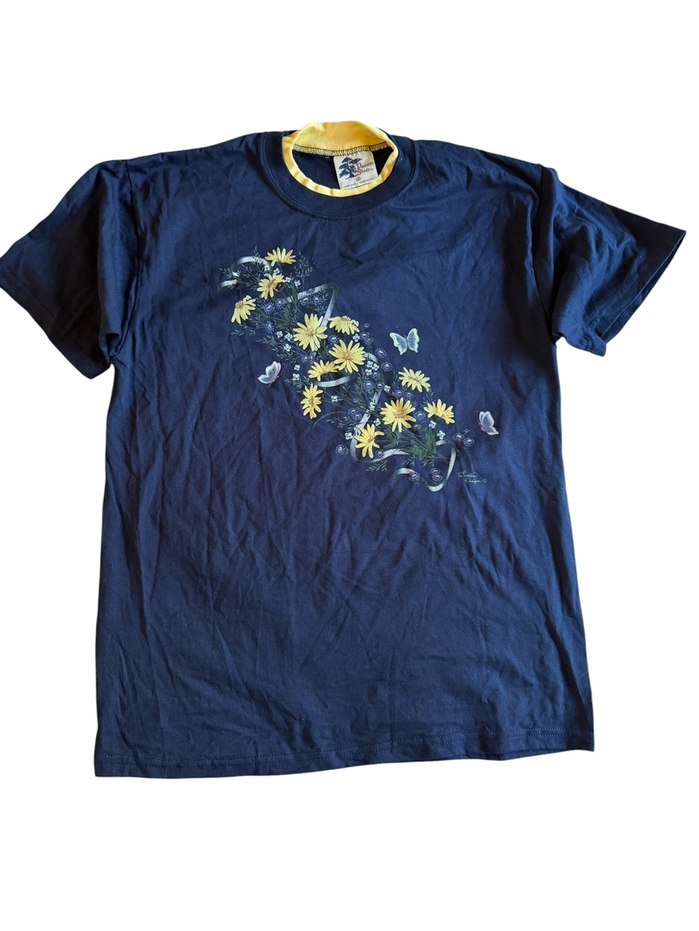 🌟Vintage Navy Floral Cottagecore Daisy Short Sleeve Tee with Yellow Trim